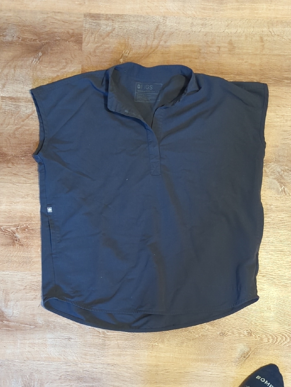 Figs Charcoal Gray Short Sleeve Medical Top- Rafaela